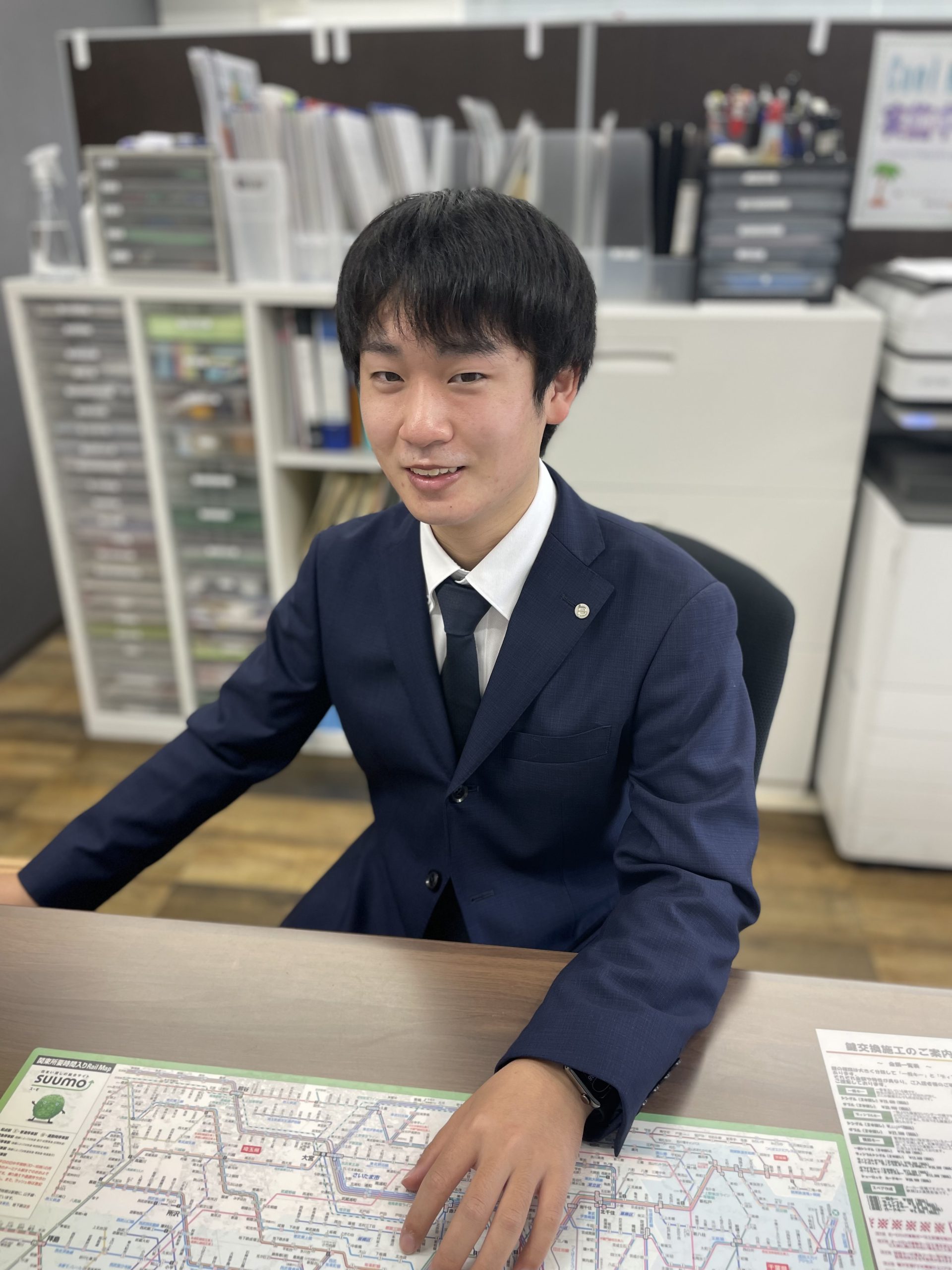 山﨑社員